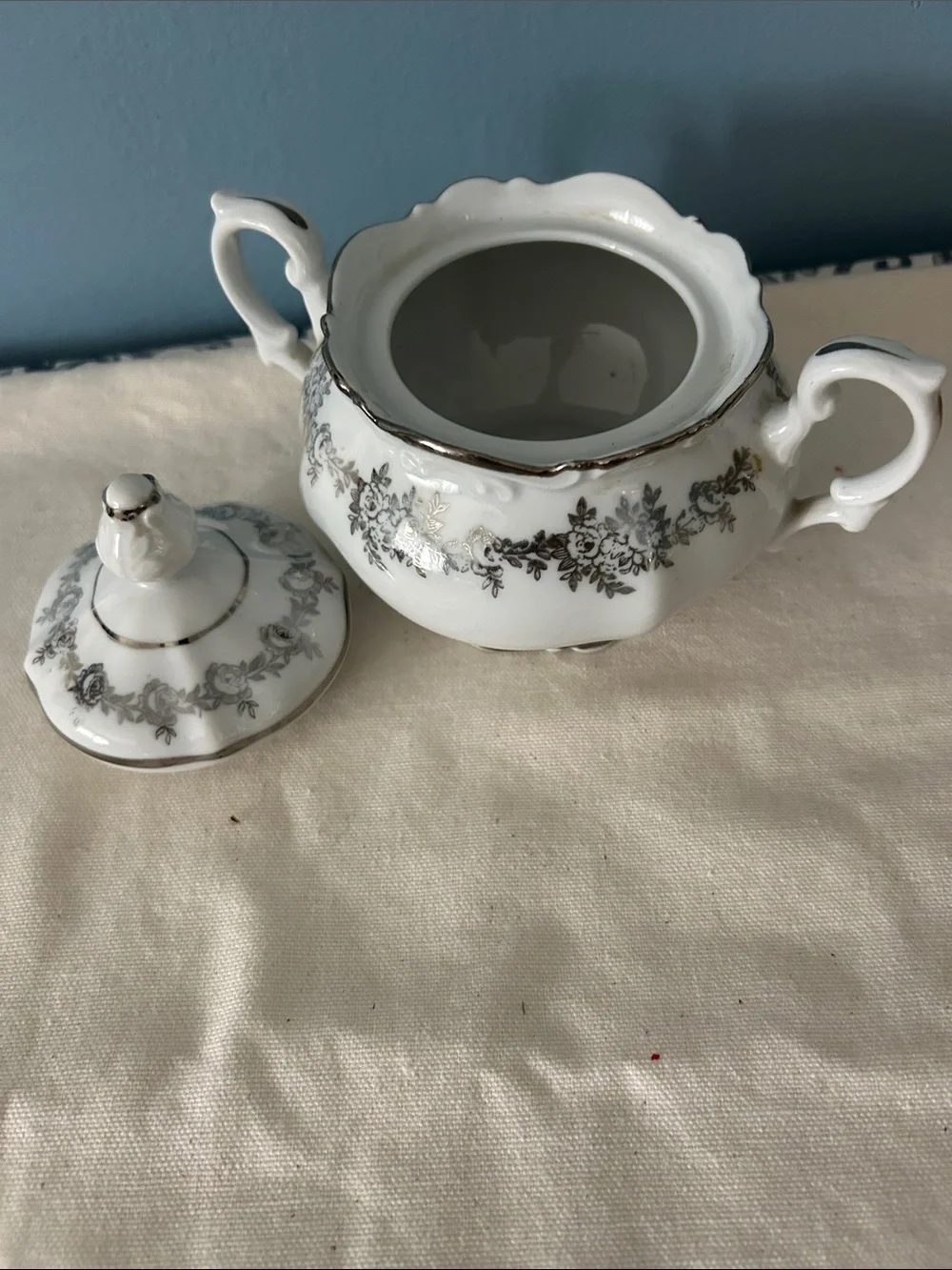 Bevaria Platinum White Porcelain Sugar Bowl & Silver Floral Trim Lid